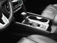2020 Hyundai Santa Fe Preferred AWD with tons of features including leather, panoramic sunroof, heat... (image 7)