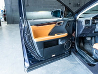 ***QUALIFY FOR A 4 YEAR WARRANTY ON OUR VEHICLES TODAY!!! Vehicle Key Features Include: Sunroof, Rea... (image 8)