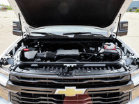Welcome To Sherwood Park Chevrolet. The #1 Volume Chevrolet Dealer in Canada. This Chevrolet SILVERA... (image 8)