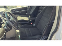 NEW ARRIVAL - CERTIFIED AT NO ADDITIONAL COST - 1 OWNER - CLEAN CARFAX - ONLY 124,000km - 2015 Ram C... (image 7)