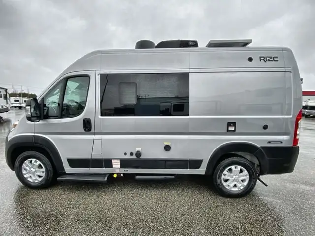 2025 Thor Rize 18M in RVs & Motorhomes in Abbotsford - Image 7
