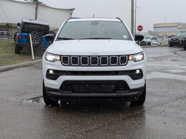 2025 Jeep Compass North - Heated seats & Steering - Driver in Cars & Trucks in Calgary - Image 2