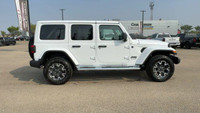 This 2025 JEEP WRANGLER 4-DOOR SAHARA has the following options Cloth Low-Back Bucket Seats, Remote... (image 9)