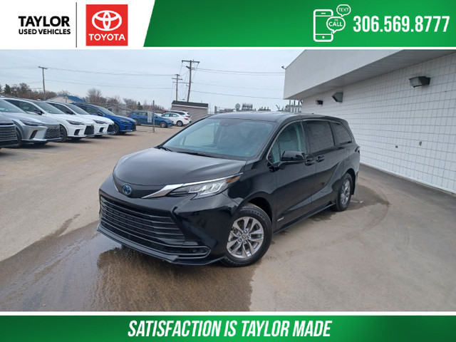 2021 Toyota Sienna LE 8-Passenger in Cars & Trucks in Regina