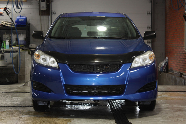 2010 Toyota Matrix MAN in Cars & Trucks in City of Montréal - Image 2