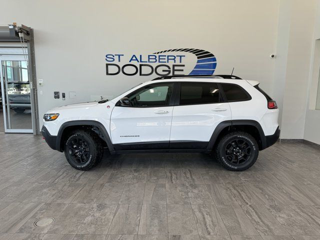 2022 Jeep Cherokee Trailhawk Elite in Cars & Trucks in St. Albert - Image 2