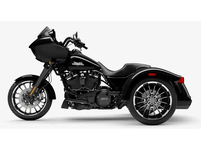 2025 Harley-Davidson FLTRT ROAD GLIDE 3 in Street, Cruisers & Choppers in Longueuil / South Shore - Image 5