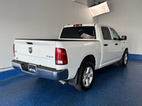 New Price! 2022 Ram 1500 Classic SLT Crew Cab HEMI V8 | No Accidents | Zacks Certified. 8-Speed Auto... (image 7)