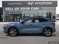 Experience the thrill of the 2024 Ford Escape ST-Line, a used SUV with only 46,340 kilometers on the... (image 2)