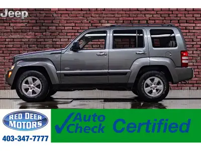 **ONE OWNER - ACCIDENT FREE** 108,123 KM This 2012 Jeep Liberty 4x4 Sport is powered by a 3.7L engin...