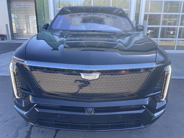 2026 Cadillac VISTIQ Sport in Cars & Trucks in Calgary - Image 2