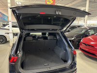**SUMMER SPECIAL!** FEATURING : 4MOTION AWD, PANORAMIC ROOF, MULTICOLOUR AMBIENT LIGHTING, PANORAMIC... (image 7)