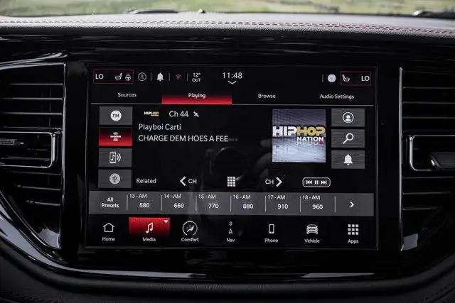 2025 Dodge Durango GT Plus in Cars & Trucks in Strathcona County - Image 17
