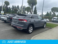 This Volkswagen Atlas Cross Sport delivers a Regular Unleaded V-6 3.6 L/220 engine powering this Aut... (image 1)