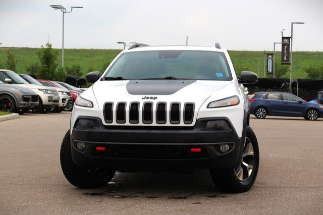 2016 Jeep Cherokee Trailhawk in Cars & Trucks in Calgary