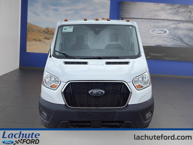 Ford Transit Cutaway T-350 RWD 138 dans Autos et camions  à Laurentides - Image 3