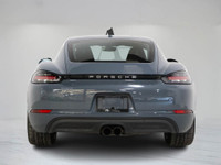 This beautiful 2018 Porsche 718 Cayman Coupe is a local Ontario vehicle that delivers a thrilling dr... (image 6)