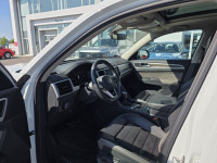 Captain's Chair Package! The 2022 Volkswagen Atlas is an ideal companion for long trips, with a comf... (image 1)