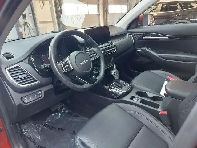 2023 Kia Seltos CERTIFIÉ 1 PROPRIÉTAIRE BAS KILOMÉTRAGE in Cars & Trucks in Laval / North Shore - Image 15