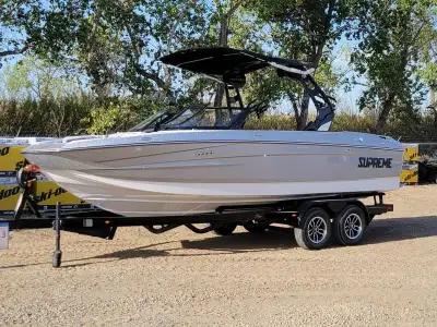 Let us introduce you to fun Inside and out, the Supreme S220 is a 22-foot boatload of fun. The S220...