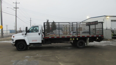 2003 GMC C5500 REAR WHEEL DRIVE DUMP TRUCK