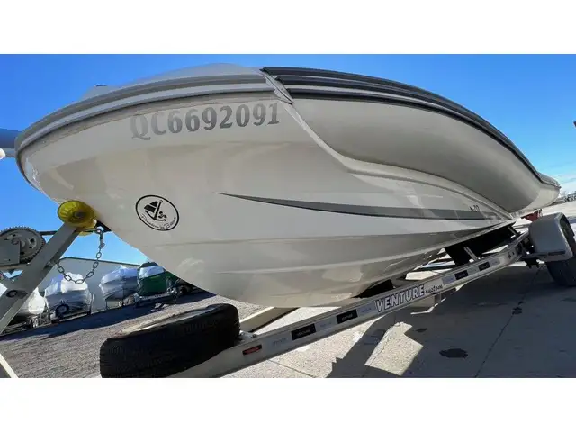 2019 Zodiac N-ZO 680 in Powerboats & Motorboats in Québec City - Image 3
