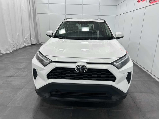 2022 Toyota RAV4 XLE AWD - TOIT OUVRANT - SIEGES CHAUFFANTS - MA dans Autos et camions  à Ville de Québec - Image 2