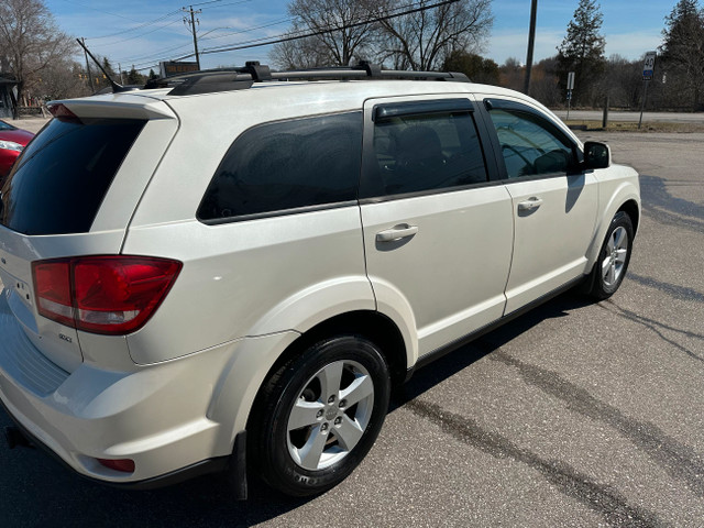 2012 Dodge Journey SXT in Cars & Trucks in Guelph - Image 4