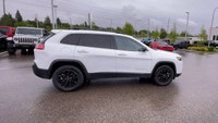 Four Wheel Drive. Cloth Interior. 8.4 Inch Touchscreen. Bluetooth. Apple CarPlay/Android Auto. Remot... (image 9)