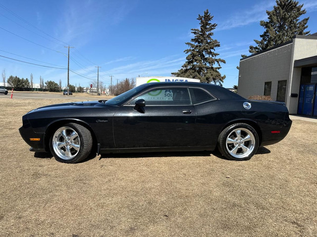 2013 Dodge Challenger in Cars & Trucks in Edmonton - Image 4