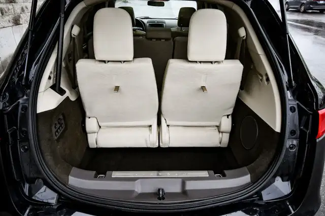 2014 Lincoln MKT ECOBOOST in Cars & Trucks in Ottawa - Image 9