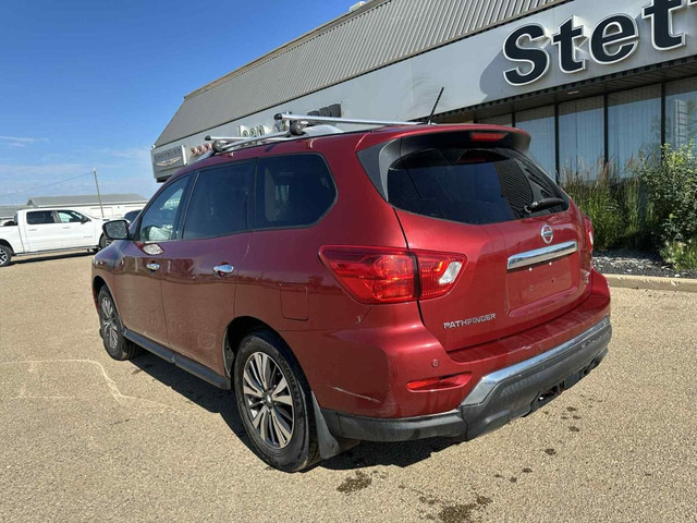 2017 Nissan Pathfinder SL in Cars & Trucks in Red Deer - Image 3