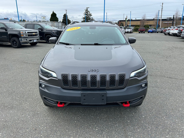 2019 Jeep Cherokee Trailhawk Bluetooth Navigation Sunroof Lea... in Cars & Trucks in Campbell River - Image 2