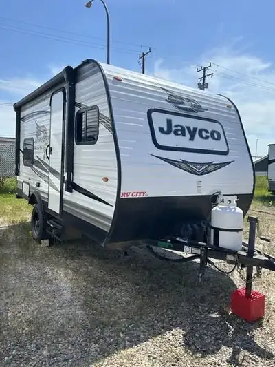 2019 Jayco Jay Flight SLX 7 154BHHIGHLY TOWABLE, SERIOUSLY FUN With the Jay Flight SLX 7, the little...