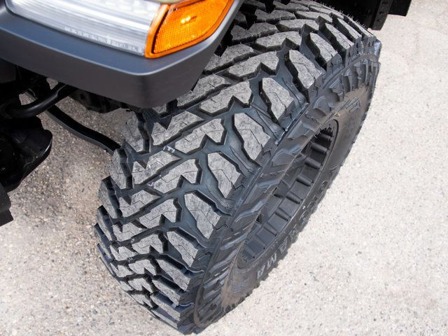 2025 Jeep Wrangler Rubicon X, 3.5 Inch Lift, 37 Inch Tires in Cars & Trucks in Calgary - Image 3