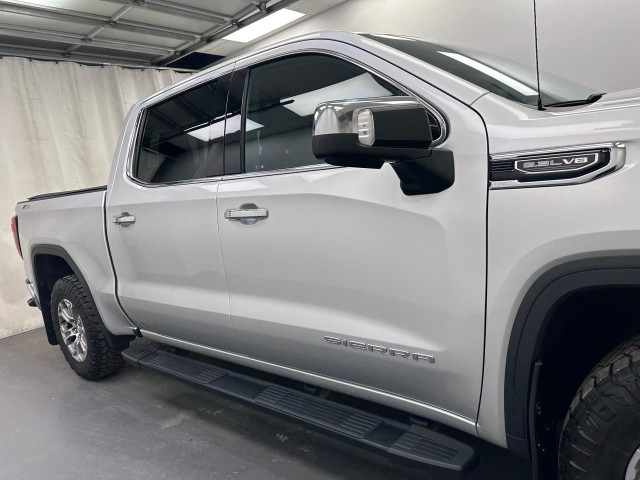 2022 GMC Sierra 1500 SLT 5.3L 8CYL | HEATED & VENTED FRONT SE... in Cars & Trucks in Lethbridge - Image 2