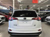 **SPRING SPECIAL!** FEATURING : AWD, ECO MODE, SPORT MODE, SUNROOF, WELL EQUIPPED! FINISHED IN WHITE... (image 4)