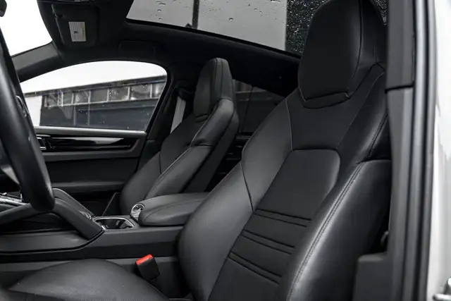 2021 Porsche Cayenne AWD COUPE PANO SPORT PKG NAVI 360 CAM dans Autos et camions dans Ville de Toronto - Image 18