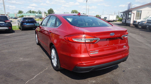 2020 Ford Fusion SE in Cars & Trucks in Belleville - Image 3