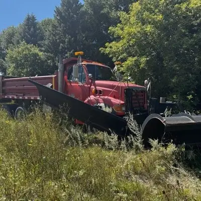 251336 Miles N14 Cummins Engine 13 Speed Fuller Transmission Lockers vibrating box Double open tailg...