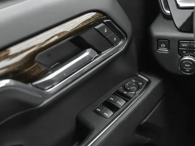 2025 GMC Sierra 1500 ELEVATION in Cars & Trucks in City of Montréal - Image 17