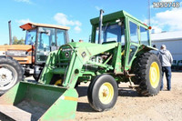 John Deere 2350 Tractor
