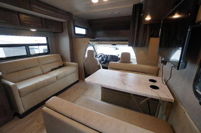 2023 NeXus RV Triumph 32T in RVs & Motorhomes in Stratford - Image 4