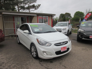 2013 Hyundai Accent GLS