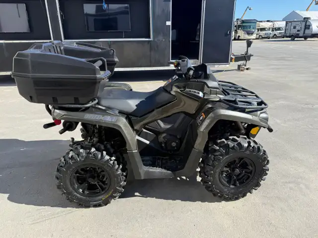 2023 Can Am OUTLANDER XT 570 V-Twin EFI  in ATVs in St. Albert - Image 4
