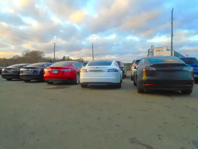2014 Tesla Model S Performance 85 PLUS 391KM FULL CHARGE in Cars & Trucks in St. Catharines - Image 34