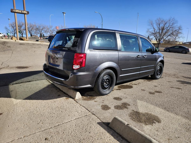 2016 Dodge Grand Caravan 4dr Wgn Canada Value Package for sale in Cars & Trucks in Medicine Hat - Image 3