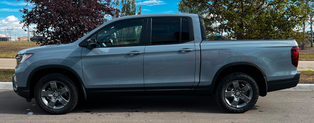 2025 Honda Ridgeline TrailSport **IN-BED TRUNK COMPARTMENT**S... in Cars & Trucks in Grande Prairie - Image 3