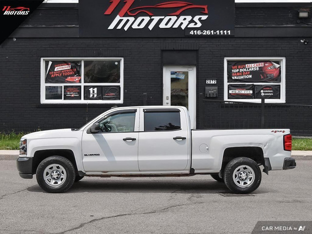 2017 Chevrolet Silverado 1500 4X4 Crew Cab 143.5" Work Truck | L dans Autos et camions  à Ville de Toronto - Image 3