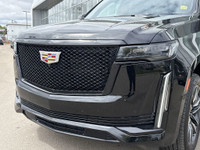 Command attention in this 2023 Cadillac Escalade Sport Platinum, finished in striking Black Raven wi... (image 2)